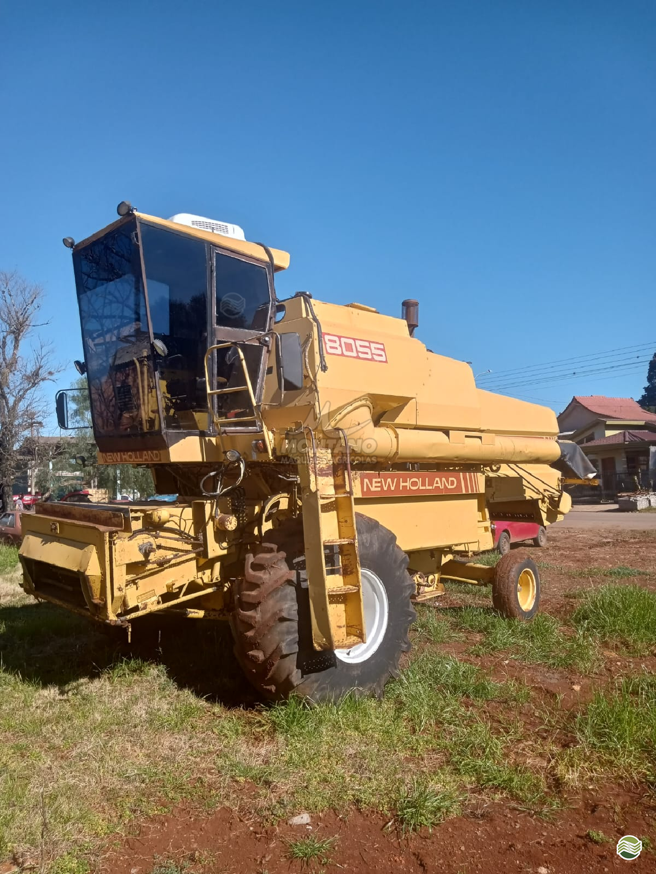 COLHEITADEIRA NEW HOLLAND NH 8055 Montano Máquinas Agrícolas LAGOA VERMELHA RIO GRANDE DO SUL RS